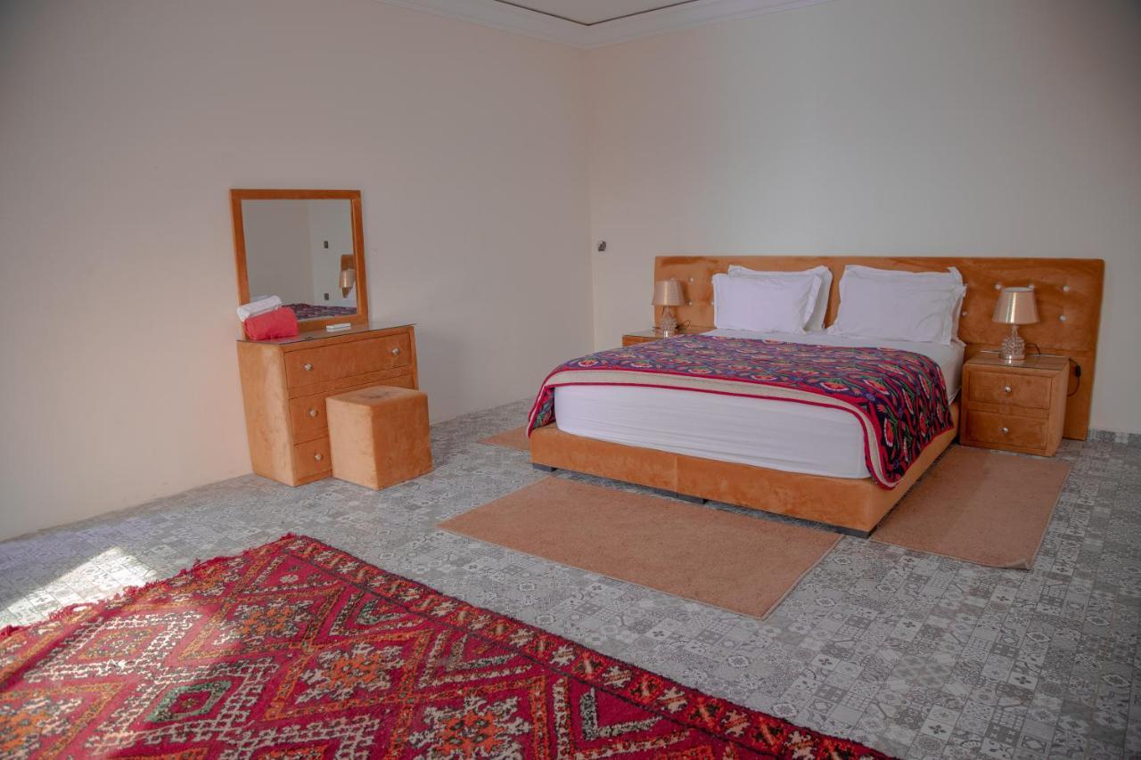 Jnanat Aicha Guesthouse Wawizelte ภายนอก รูปภาพ
