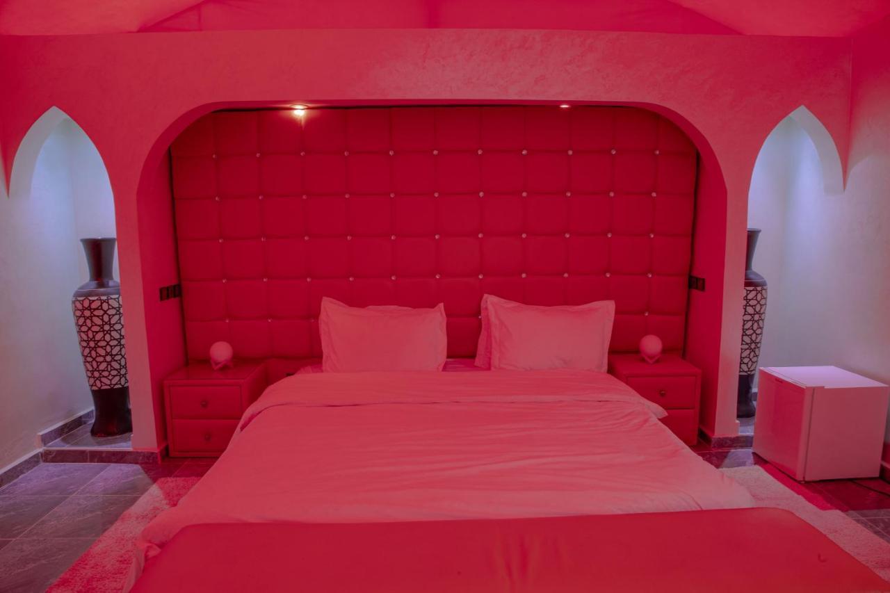 Jnanat Aicha Guesthouse Wawizelte ภายนอก รูปภาพ