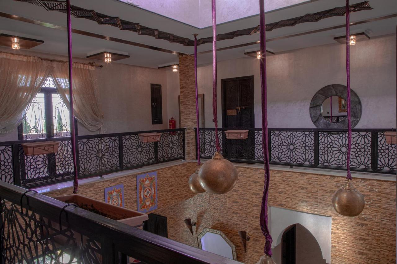 Jnanat Aicha Guesthouse Wawizelte ภายนอก รูปภาพ