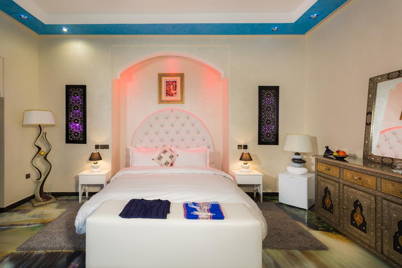 Jnanat Aicha Guesthouse Wawizelte ภายนอก รูปภาพ