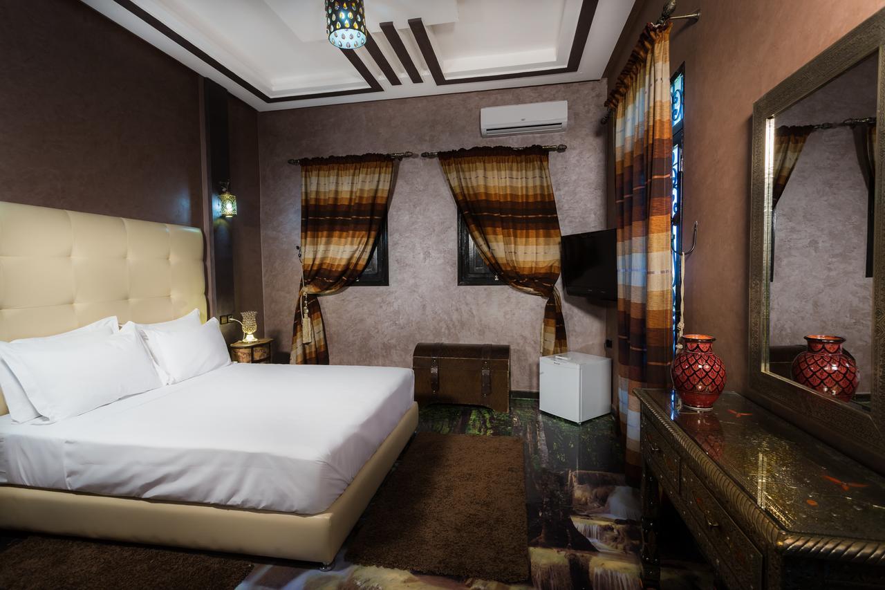 Jnanat Aicha Guesthouse Wawizelte ภายนอก รูปภาพ